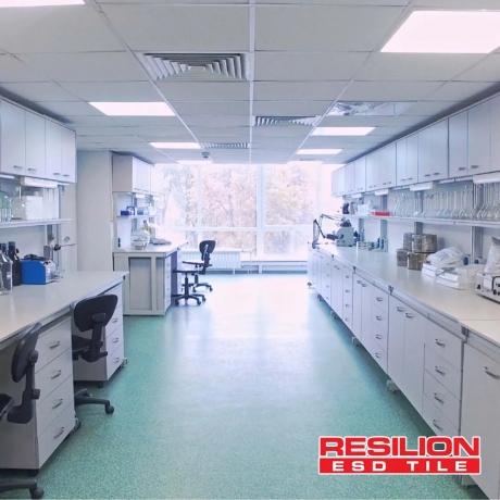 RESILION ESD VINYL TILE – NANO GREEN 1533