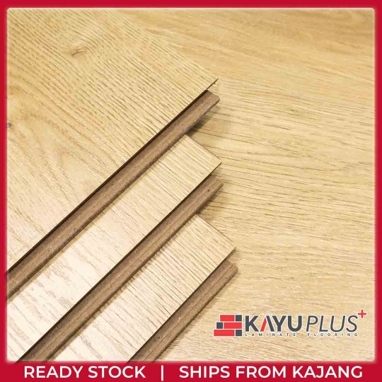 Sàn Gỗ Công Nghiệp 8mm Hiệu Quả & Bền Bỉ | 582 Kayu Emas | KayuPlus